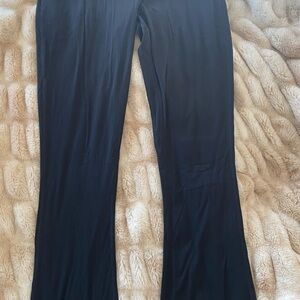 Lululemon Ribbed Groove Flare Leggings Black Size 14 High Waist Yoga Pants